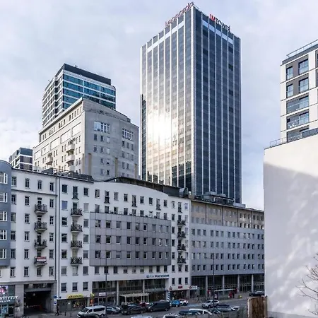 Mennica Deluxe - Golden *